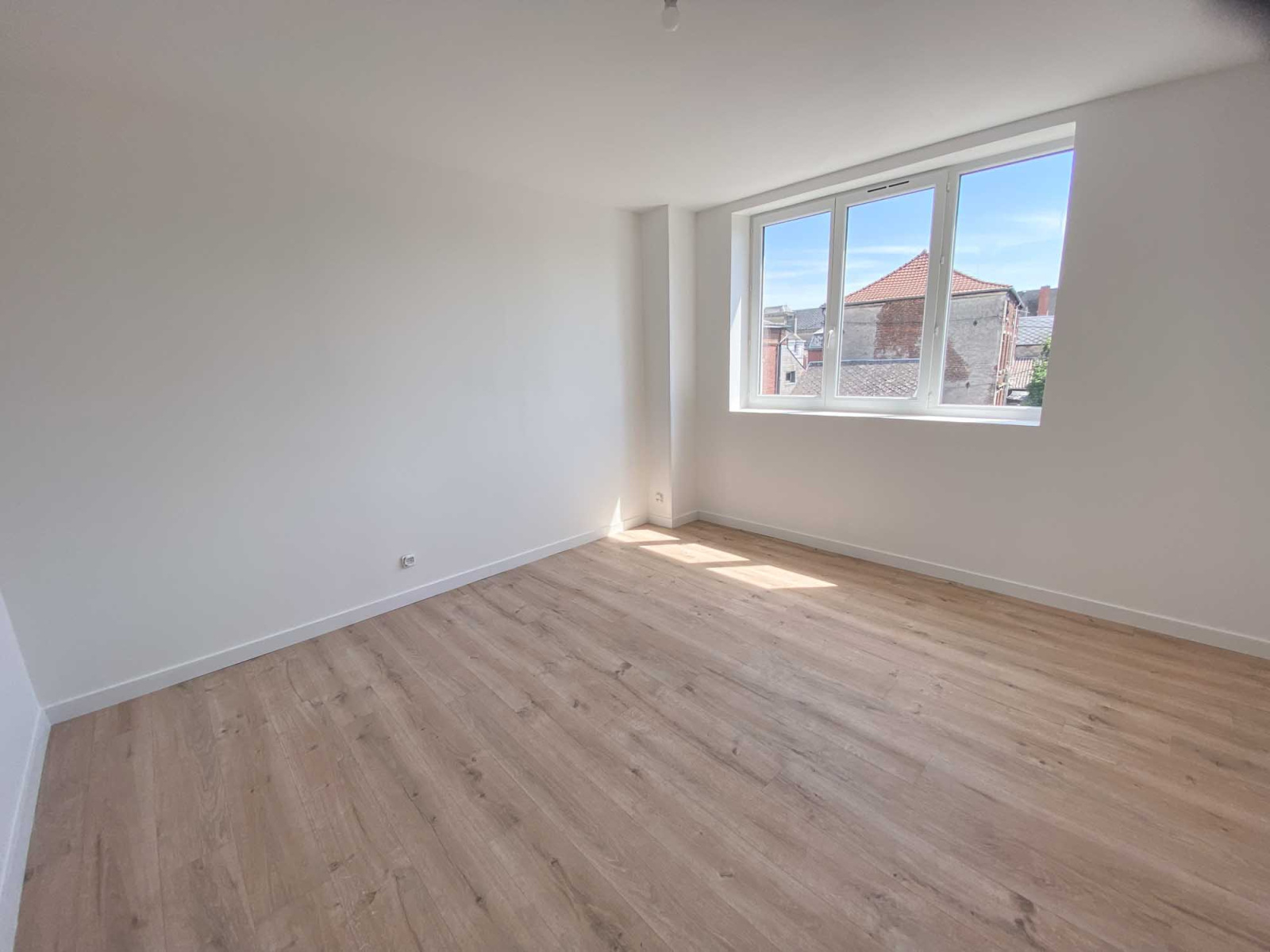 Image_, Immeuble, Jeumont, ref :AT460-9466